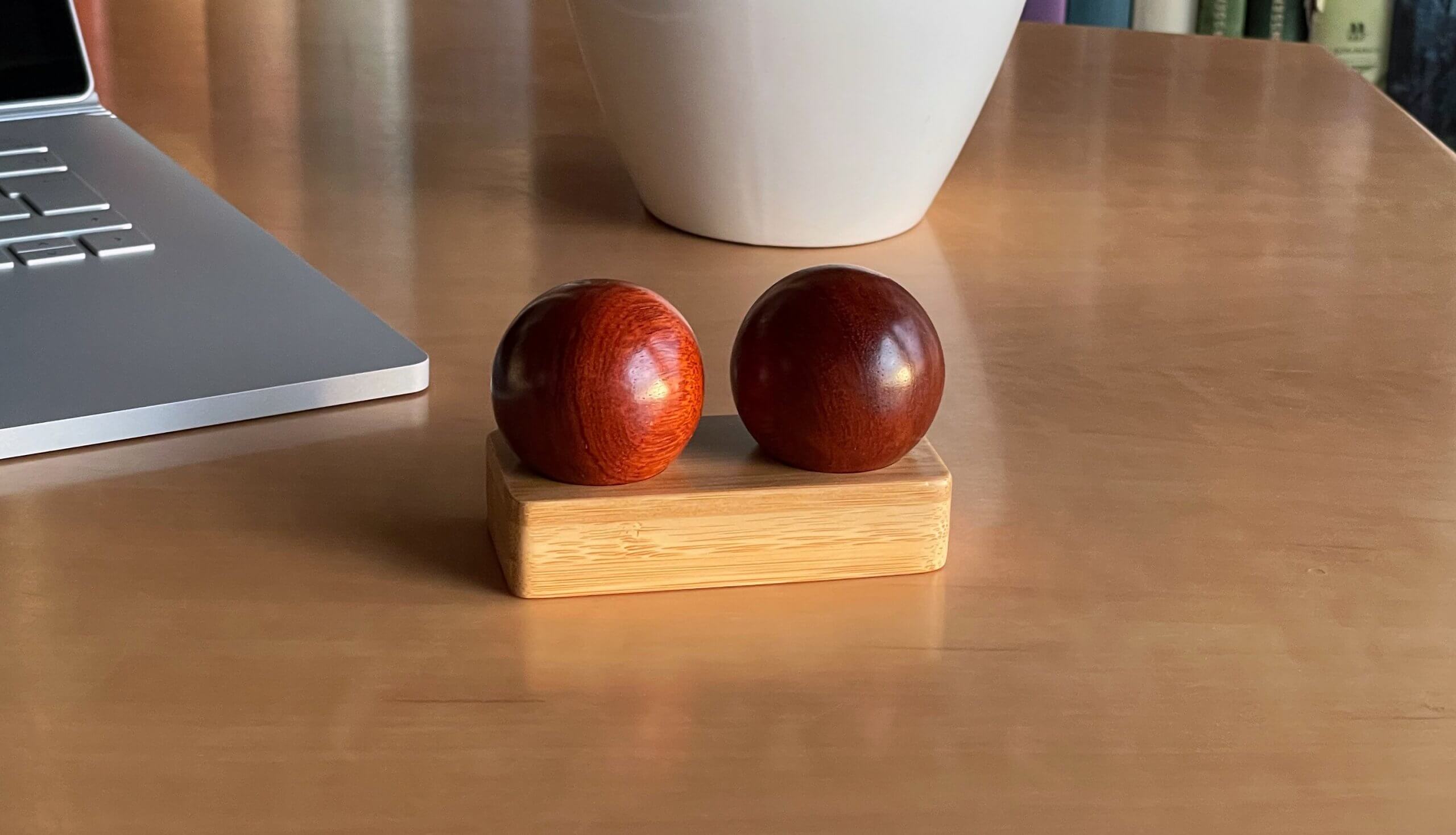 3Burma_Bambus_Schreibtisch